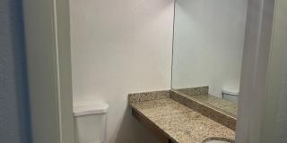 Bright 2 Bed 2 Bath Condo in great location! Gallery 16