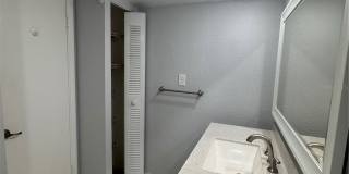 660 ISLAND WAY Gallery 25