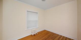735 Hinman Avenue Gallery 9
