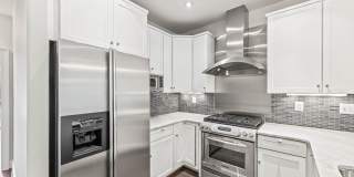 Modern U Street Condo | 2 Bed | 2 Bath | 1000 Sf | Large Balcony | 1 Parking Space Gallery 13