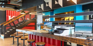 Oak Street Station Gallery 20