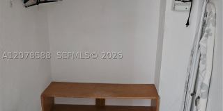 3030 Collins Ave Gallery 21