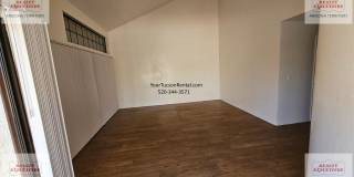 2 story Condo with 2 bedrooms a loft and 2 1/2 baths Gallery 20