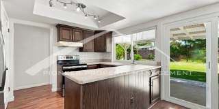 Single Family Home with 2 Car Garage and Central Air! Gallery 11