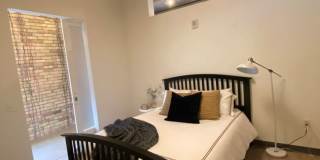 700 Central Gallery 16