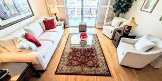 SHORT TERM TURNKEY FURNISHED DOWNTOWN AT THE RENAISSANCE Gallery 8