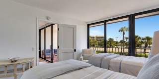 225 Beach Road Gallery 18