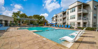 The Landings at Brooks City Base Gallery 8