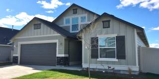 Beautiful home with 3bd 2ba and bonus room. Located in the Irvine Subdivision, just off  Chinden and Linder. Gallery 1