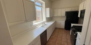2 Bedroom Plus Office - 2 Bathroom - Desert Ridge Area - Phoenix Gallery 7