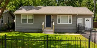 3 Bed / 1.5 Bath Home with Plenty of Room to Enjoy! 3 Bed / 1.5 Bath Home with Plenty of Room to Enjoy! Gallery 1