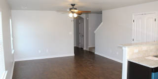 208 W Lake Avenue Gallery 5