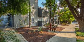 400-420 N. Oakland Ave. Gallery 51