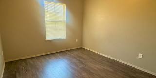 Charming 3 Bedroom Duplex In Surrey Hills Gallery 12