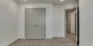 Brand New 3 Bed 2.5 Bath Duplex Includes Office Space (See Contact Info Below) Gallery 44
