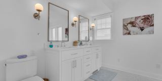 112 Sylvania Avenue Gallery 37