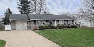 Avon Lake Ranch with Fresh Updates, Vaulted Ceilings, and More! Gallery 1