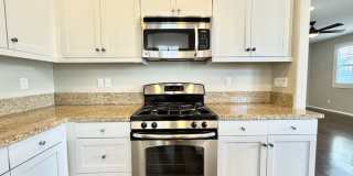 Newer Built Townhome with Solar in Gated Community! Pet-Friendly! Gallery 12
