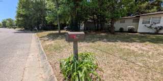 4527 Versailles Drive Gallery 4