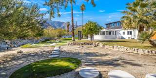 The Escape Island - Pool, Minigolf, Jacuzzi & Private Yard (Monthly Only - No Long Term) Gallery 7