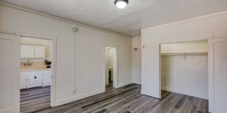 560 N. Kingsley Dr. Gallery 10