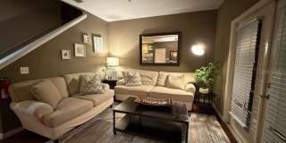 3200 GOLD Lane Gallery 1