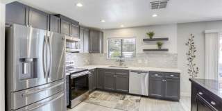 4562 Skyland Drive Gallery 9