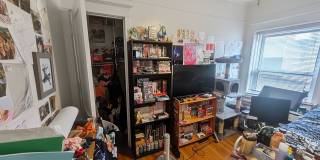 Large 3-bed/1-bath Apartment in the Heart of Rogers Park! Gallery 15