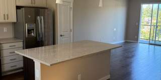 3bd/2.25ba Lake Forest Park Townhome Gallery 4
