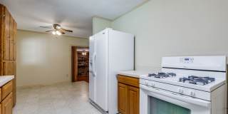 2-BEDROOM HOME IN WILSHIRE VILLAGE Gallery 11