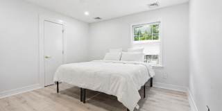 17 Georgetown Road Gallery 24