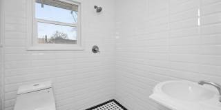 Remodeled 3BR/2BA Brick Bungalow - Fireplace, Finished Basement & Garage Gallery 12