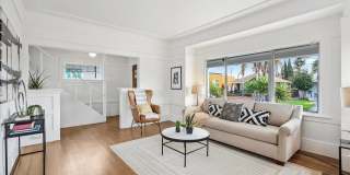 REMODELED HUGE BRIGHT 2400sf 4BR/3.5BA Havenscourt Split Level Home w Cottage AVAIL NOW Gallery 6