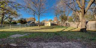 3 Bed | 1 Bath Gallery 21