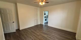 Beautiful and Spacious 3 Bedroom Home In West End Gallery 3