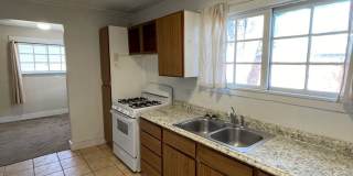 Charming 1B/1B Downtown Paso Robles Gallery 1