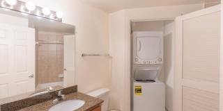 The Veridian Gallery 44