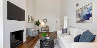 Beautiful 1 bed 3rd floor (top) condo in lakeside community in Culver City Gallery 3