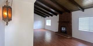 1969 Alpha Street Gallery 8