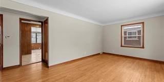 19501 Redfern Street Gallery 3