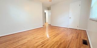 1504 Sunset Lane Gallery 24