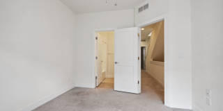 Great Townhome, Perfect Location! License #2023-BFN-0071747 Gallery 20