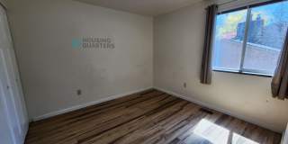Single family home with large back yard! Gallery 13