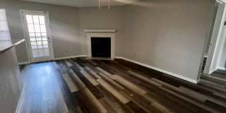 3/2 Regency Gardens 1st Floor Condo with New Plank Fooring, Stainless Appliances, and Fresh Paint! Gallery 5
