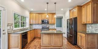 615 Tammany Pointe Gallery 1