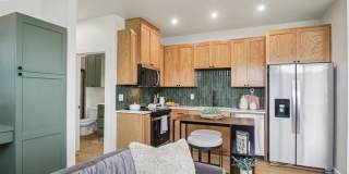 1744 NW 15th Street unit: 2A Gallery 7