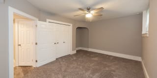 The Manor Gallery 36