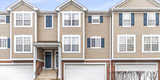 2285 Hudson Circle Gallery 1