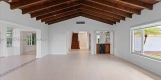 1961 NE 188th St Gallery 12