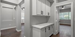 Completely Renovated Modern 4 Bd Single Story in the Trails Gallery 17